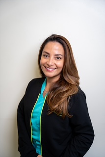 Originally from Cali, Colombia, Ana María is a Colombian-trained dentist working as a dental assistant at Designing Beautiful Smiles.